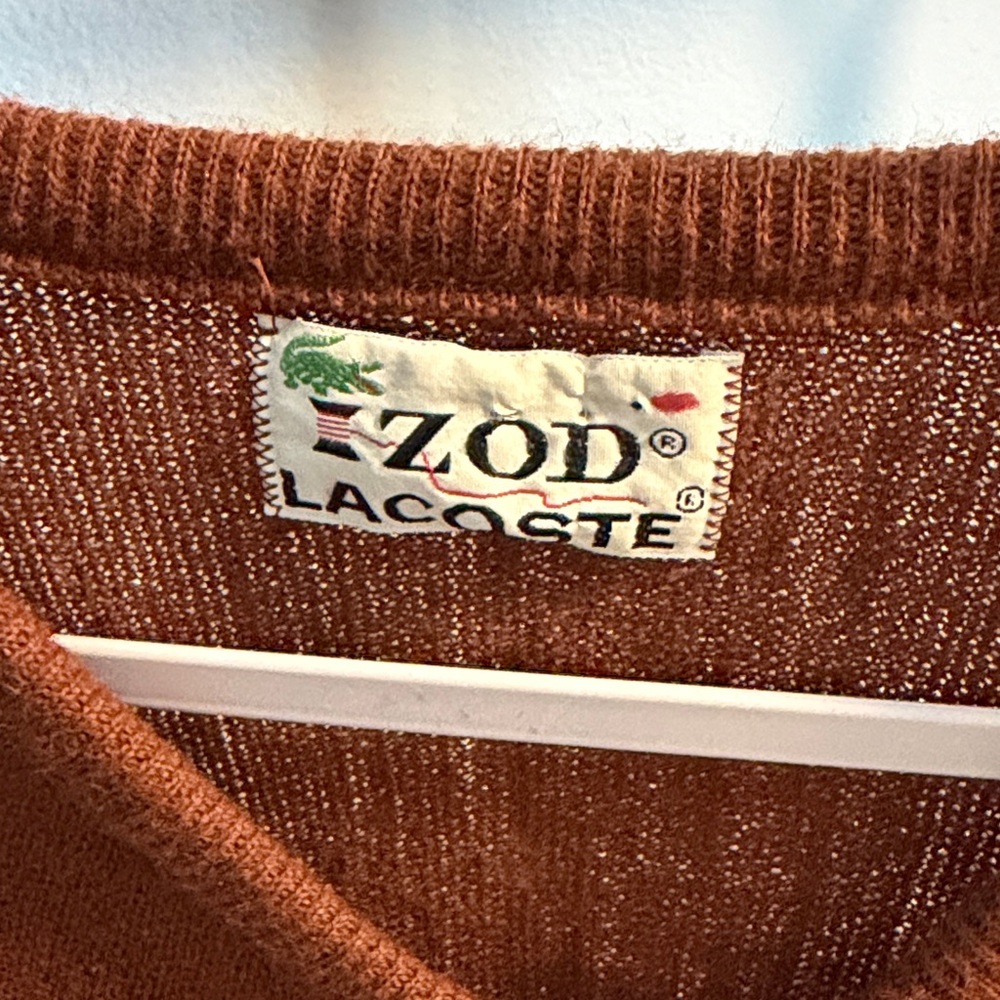 Vintage Lacoste Men's V-Neck Sweater in Rich Brown - Picture 3 of 4